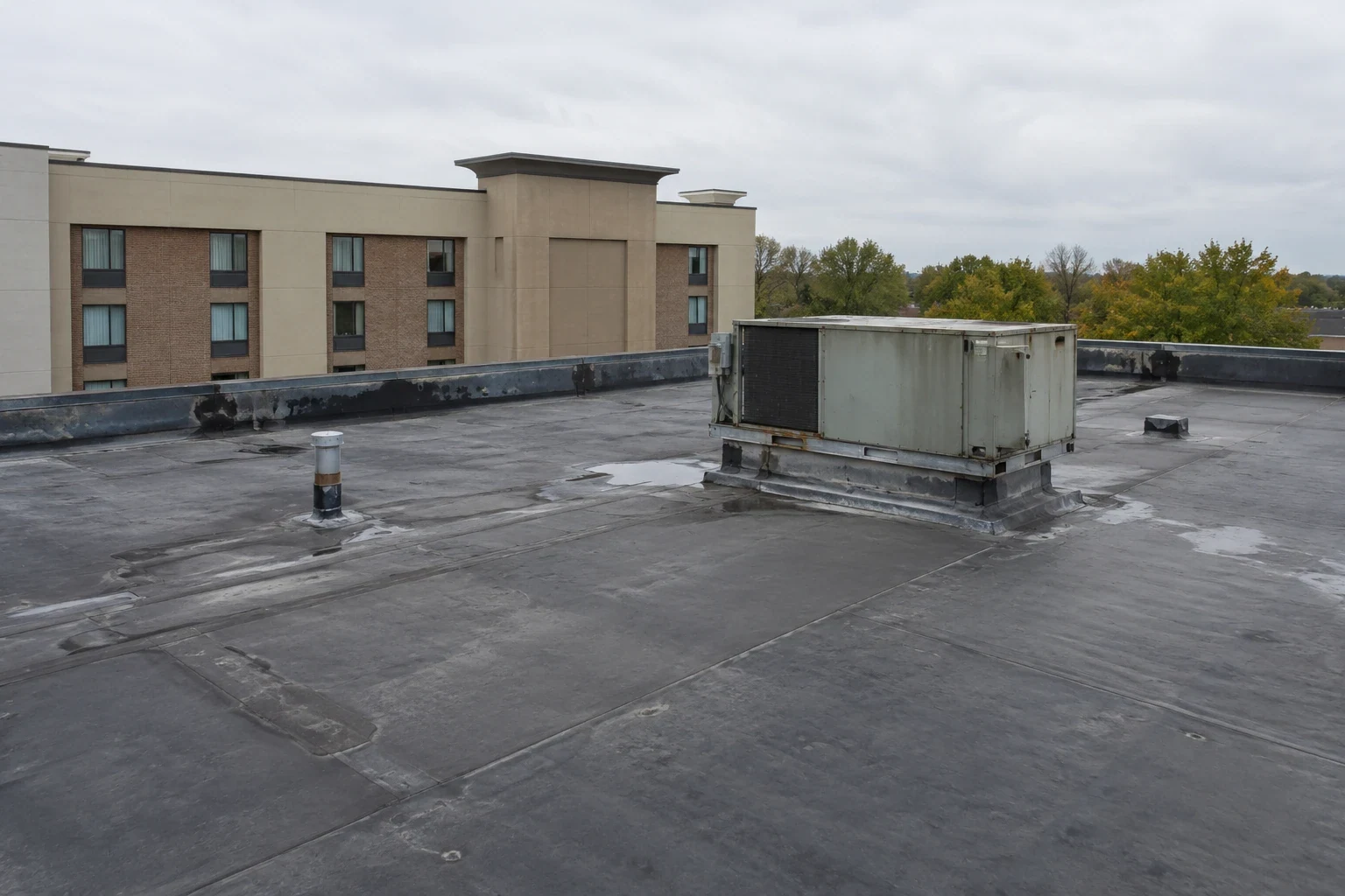 Hotel Roofing in Lynn, MA