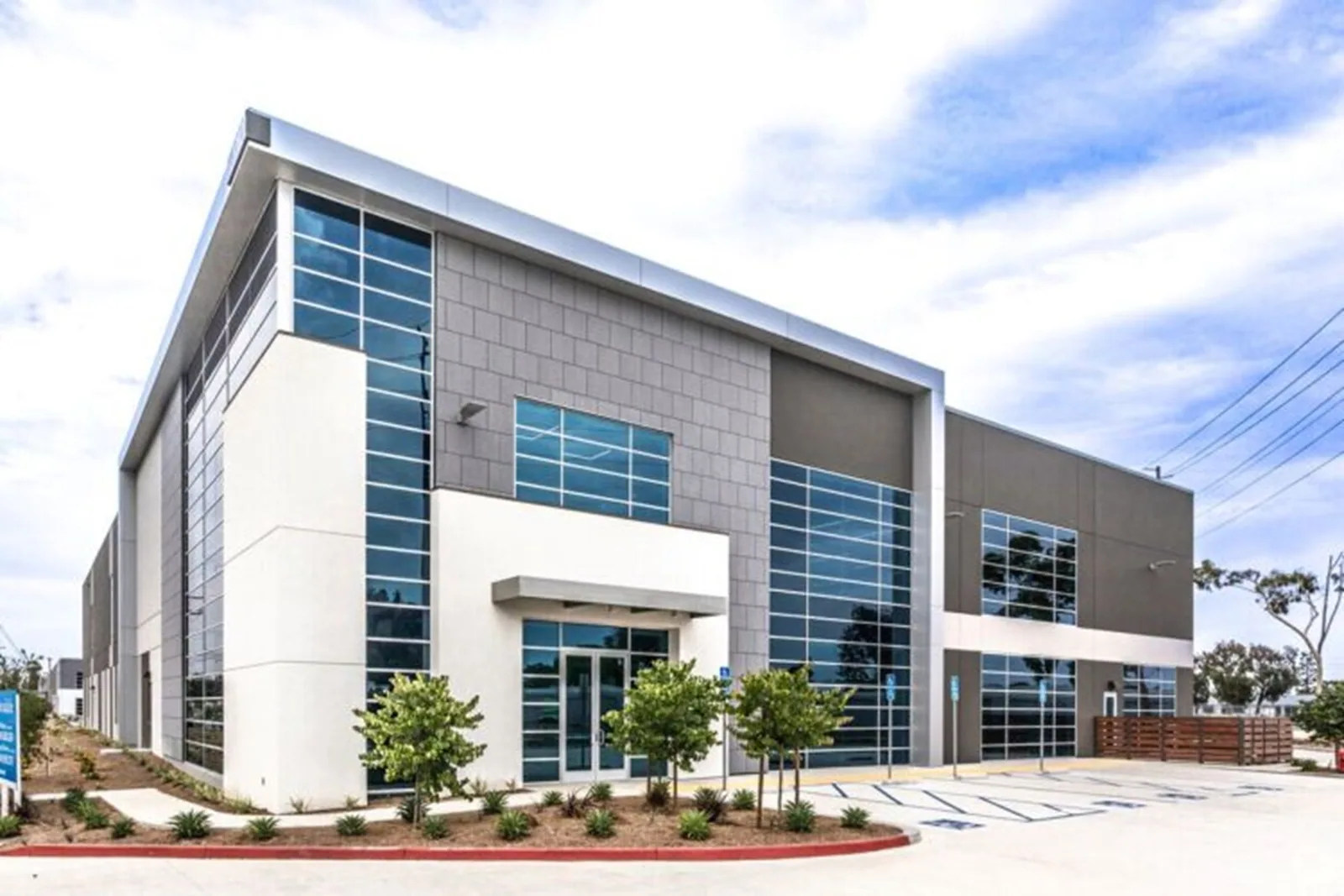 Manufacturing Plant Roofing in Lynn, MA